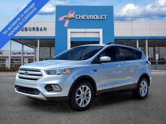 Used 2018 Ford Escape SE w/ SE Sync 3 Package FWD 360° Tour