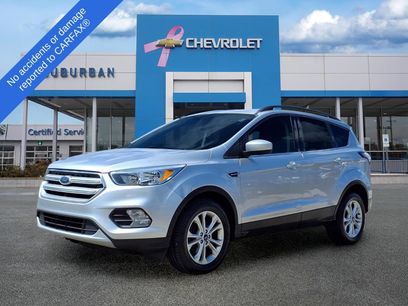 Used 2018 Ford Escape SE w/ SE Sync 3 Package