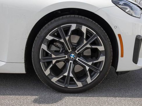 Certified 2025 BMW 230i xDrive Coupe w/ Premium Package image 10