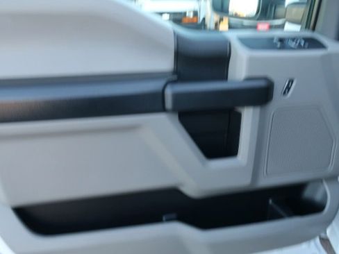 Used 2021 Ford F350 XL w/ Power Equipment Group image 9