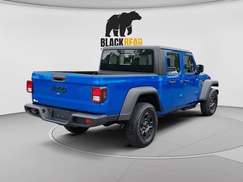 New 2026 Jeep Gladiator Sport AWD/4WD image 3