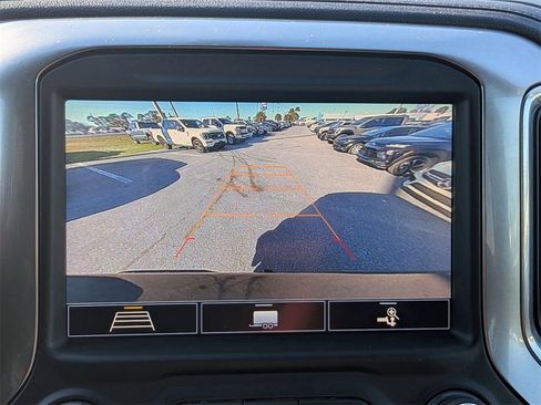 Used 2020 Chevrolet Silverado 1500 RST image 21