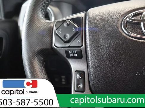 Used 2021 Toyota Tacoma TRD Off-Road w/ TRD Premium Off Road Package AWD/4WD image 20