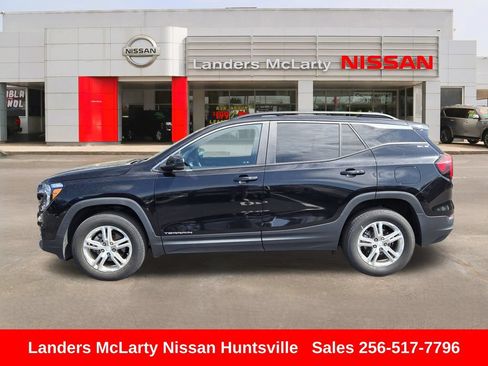 Used 2023 GMC Terrain SLE w/ Driver Convenience Package AWD/4WD image 8