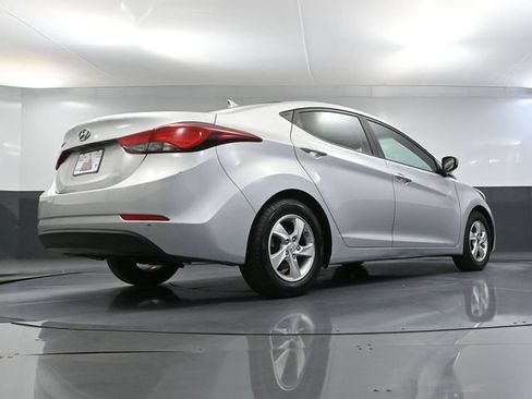 Used 2014 Hyundai Elantra SE FWD image 42
