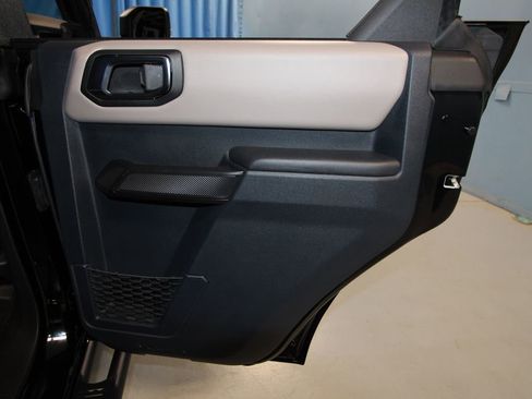 Used 2024 Ford Bronco Wildtrak image 26