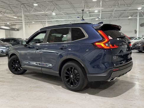 Used 2024 Honda CR-V Sport image 17