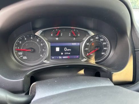 Used 2022 GMC Terrain SLE w/ Driver Convenience Package AWD/4WD image 7