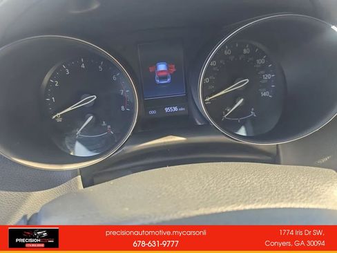 Used 2020 Toyota C-HR LE FWD image 15