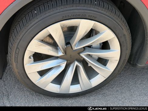 Used 2026 Tesla Model Y 2WD image 9