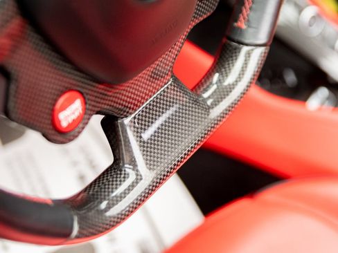 Used 2016 Ferrari California T RWD image 19