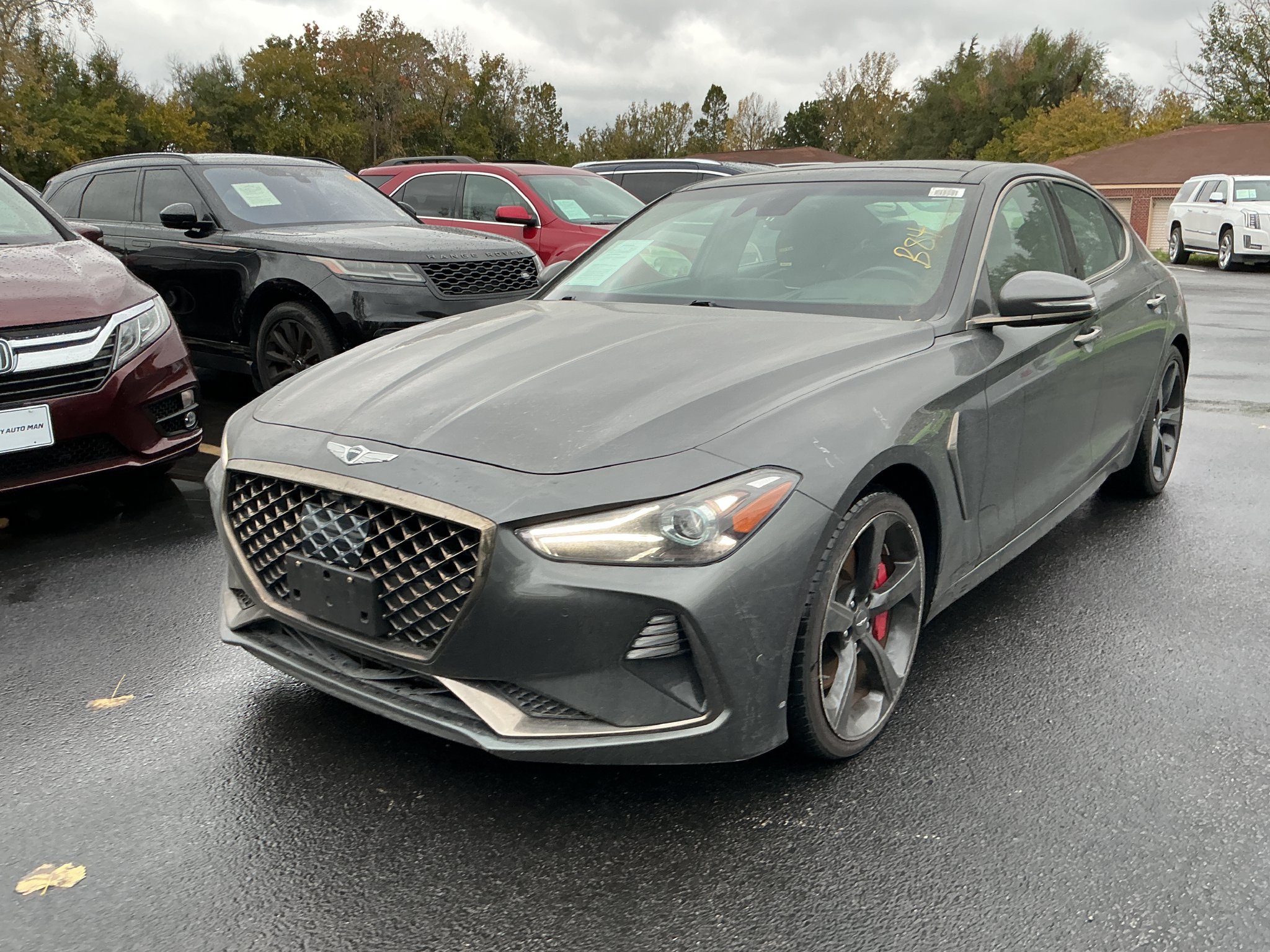 Used 2020 Genesis G70 3.3T w/ Sport Package RWD image 2