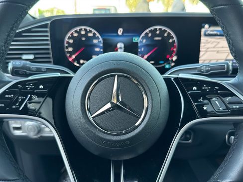 Certified 2025 Mercedes-Benz GLE 450 4MATIC image 28