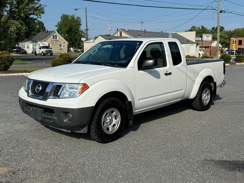 Used 2018 Nissan Frontier S w/ Work Truck Package RWD image 15