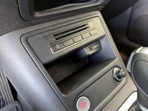 Used 2017 Volkswagen Tiguan Limited w/ Premium Package FWD image 24