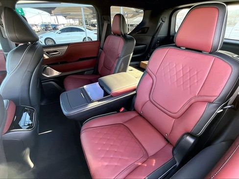New 2026 INFINITI QX80 Autograph w/ Premium Cargo Package AWD/4WD image 15