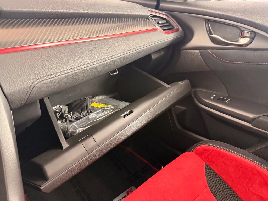 Used 2017 Honda Civic Type R image 33