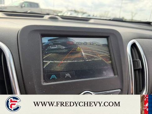 Used 2018 Chevrolet Equinox LT image 13