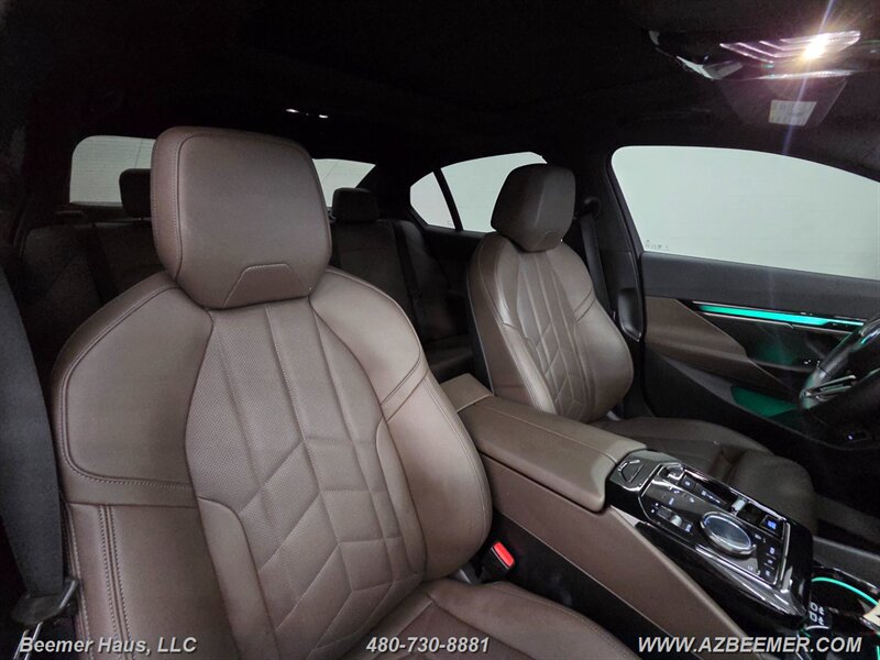 Used 2024 BMW i5 eDrive40i w/ M Sport Package RWD image 40