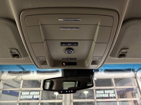 Used 2019 GMC Yukon SLT image 24