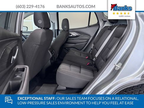 Certified 2023 GMC Terrain SLE w/ Driver Convenience Package AWD/4WD image 10