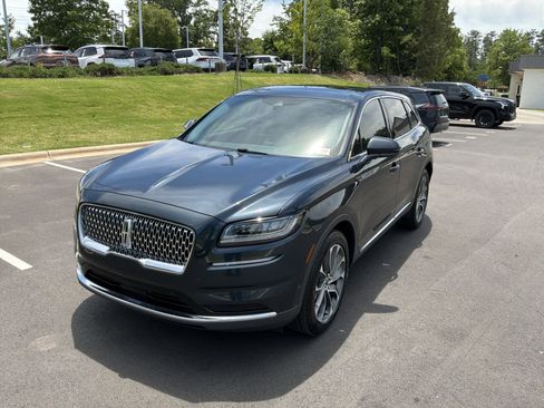 Used 2023 Lincoln Nautilus Reserve w/ Equipment Group 201A AWD/4WD image 5