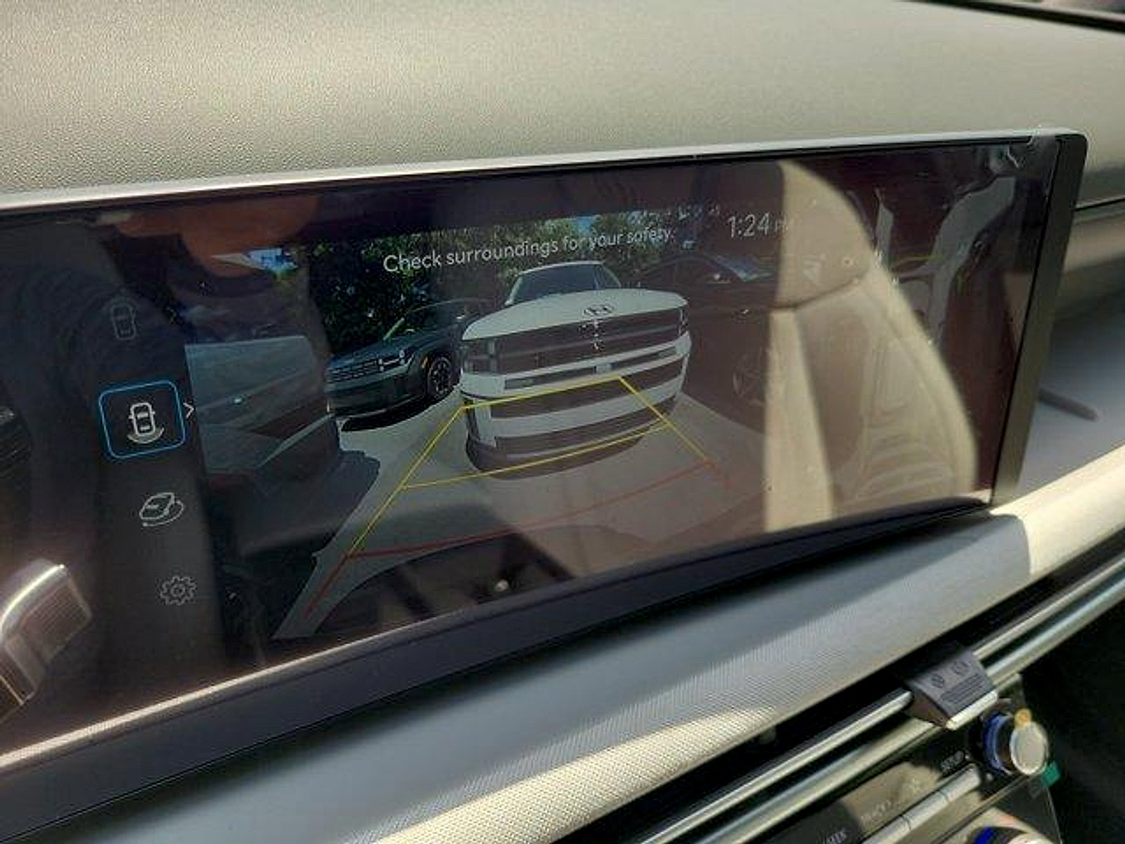 New 2026 Hyundai Tucson Limited FWD image 11