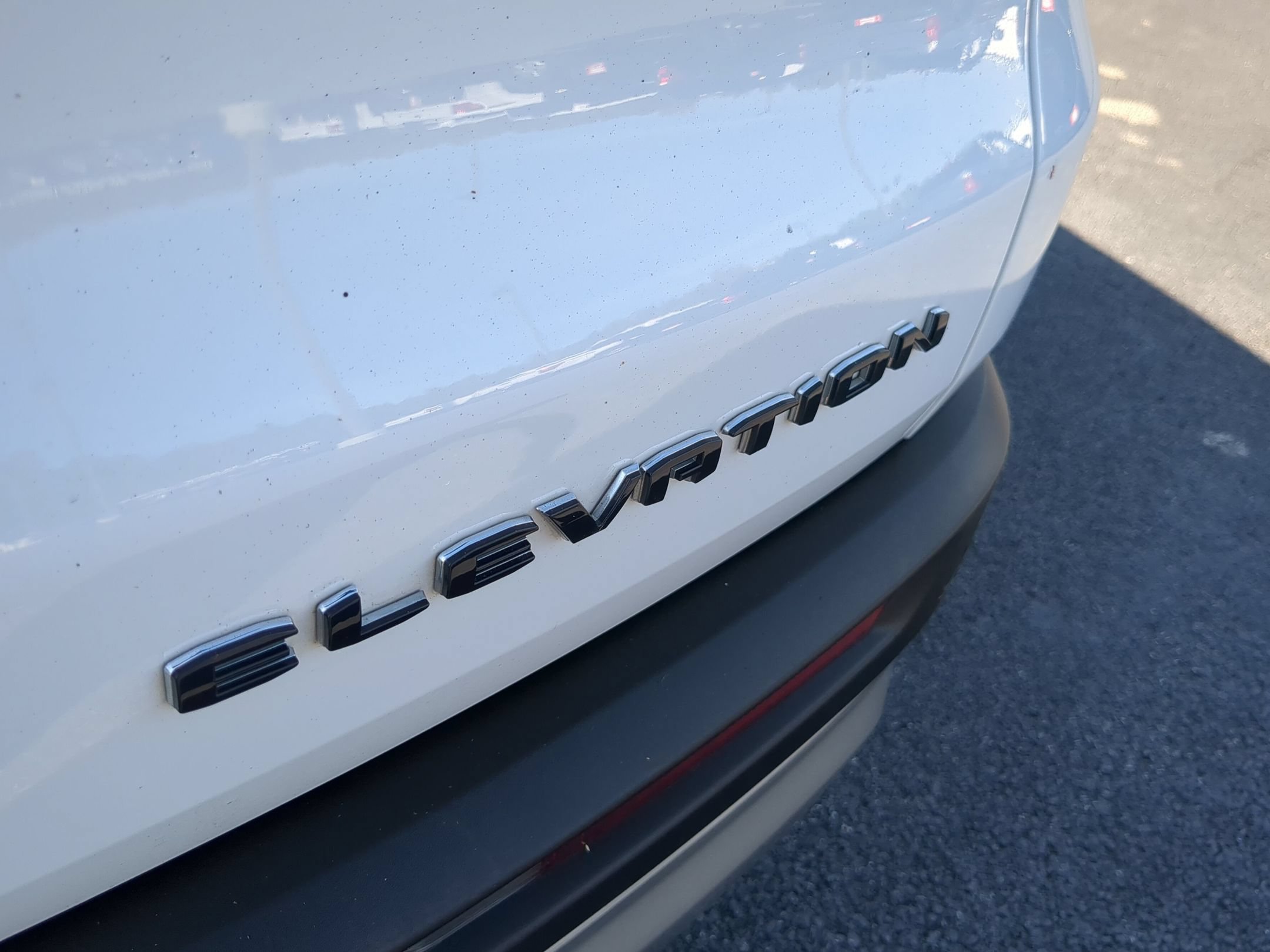 Used 2025 GMC Acadia Elevation w/ Elevation Premium Package FWD image 33