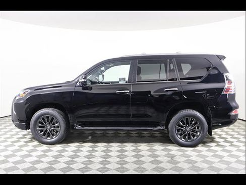 Certified 2023 Lexus GX 460 Premium AWD/4WD image 3