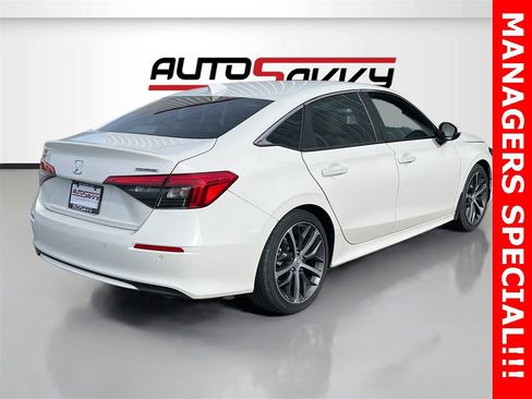 Used 2024 Honda Civic Touring image 7