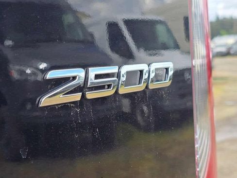 Used 2025 Mercedes-Benz Sprinter 2500 image 19