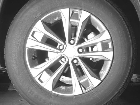 Used 2025 Chevrolet Equinox LT FWD image 13
