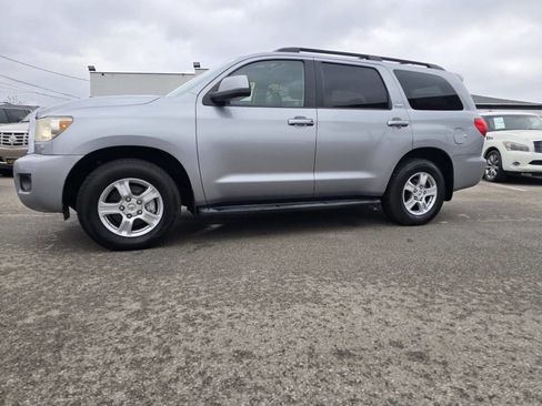 Used 2011 Toyota Sequoia SR5 image 60