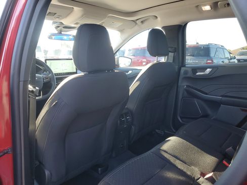 New 2025 Ford Escape Active w/ Active Premium Tech Pack image 11