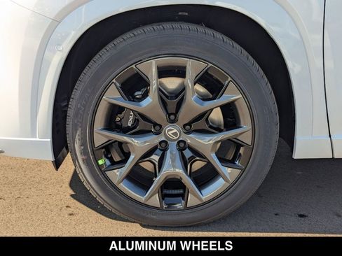 New 2026 Lexus TX 500h AWD w/ Technology Package image 9