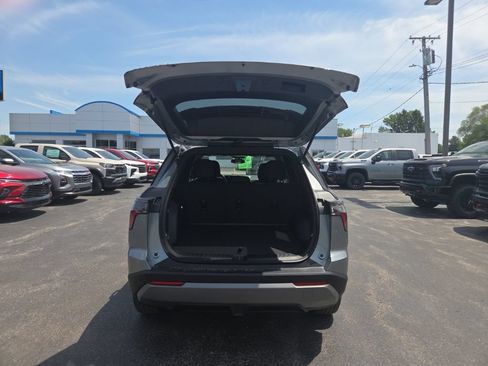 New 2026 Chevrolet Equinox LT FWD image 7