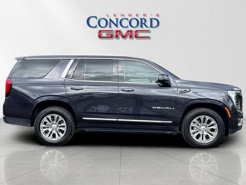 Used 2025 GMC Yukon Denali image 3