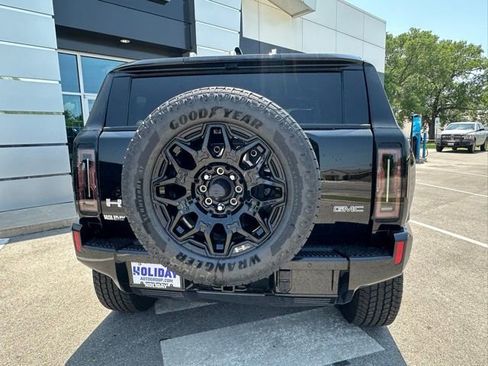 New 2025 GMC Hummer EV 2X image 5