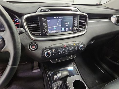 Used 2017 Kia Sorento SX AWD/4WD image 13