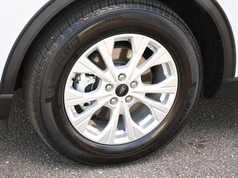 Used 2025 Ford Escape Active image 11