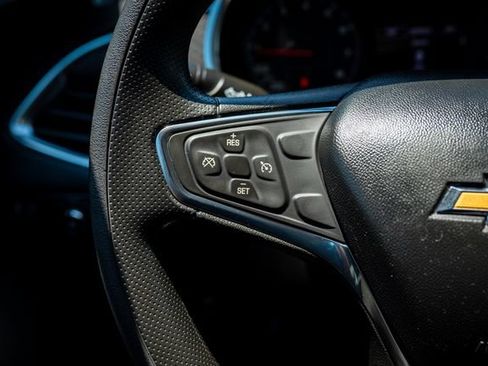 Used 2021 Chevrolet Malibu LT FWD image 33