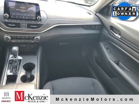 Used 2025 Nissan Altima 2.5 SV FWD image 26