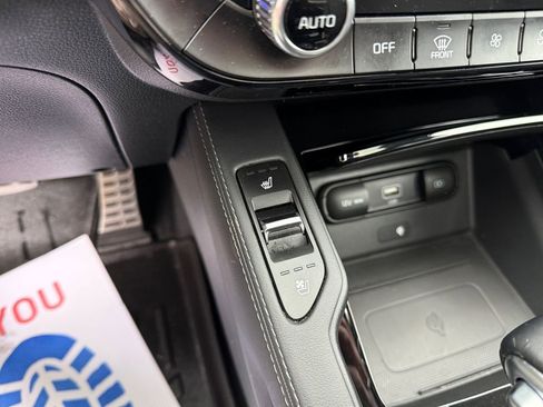 Used 2021 Kia Telluride SX w/ Nightfall Edition Package image 19