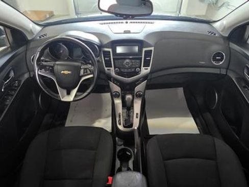 Used 2012 Chevrolet Cruze LT image 27