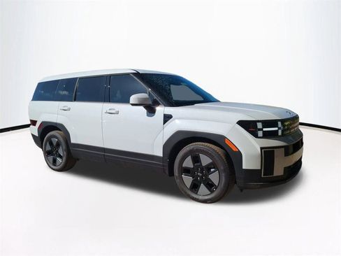 New 2026 Hyundai Santa Fe SE image 2