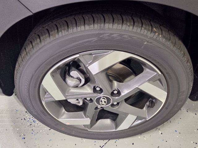 New 2026 Hyundai Venue SEL FWD image 16