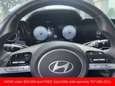 Used 2024 Hyundai Elantra SEL w/ Convenience Package FWD image 13
