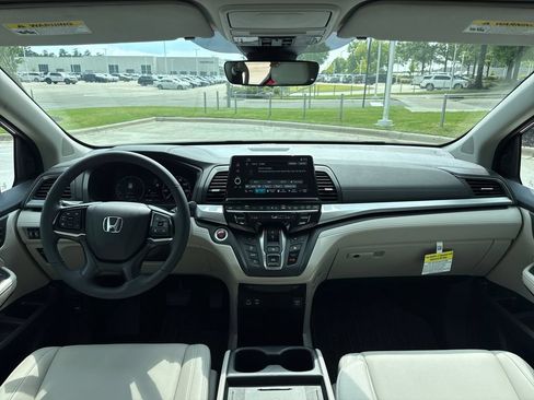 Used 2026 Honda Odyssey EX-L image 16
