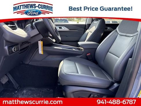 New 2026 Ford Explorer Active w/ Active Comfort Package RWD image 9