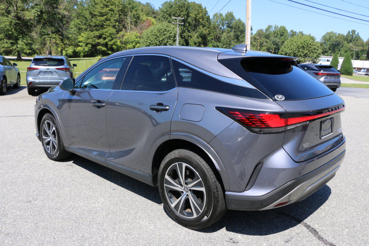 Used 2023 Lexus RX 350 Premium Plus w/ Accessory Package AWD/4WD image 3
